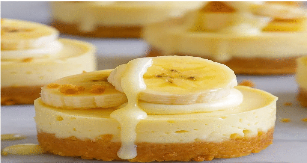 Mini Banana Pudding Cheesecakes – Creamy Dessert Recipe